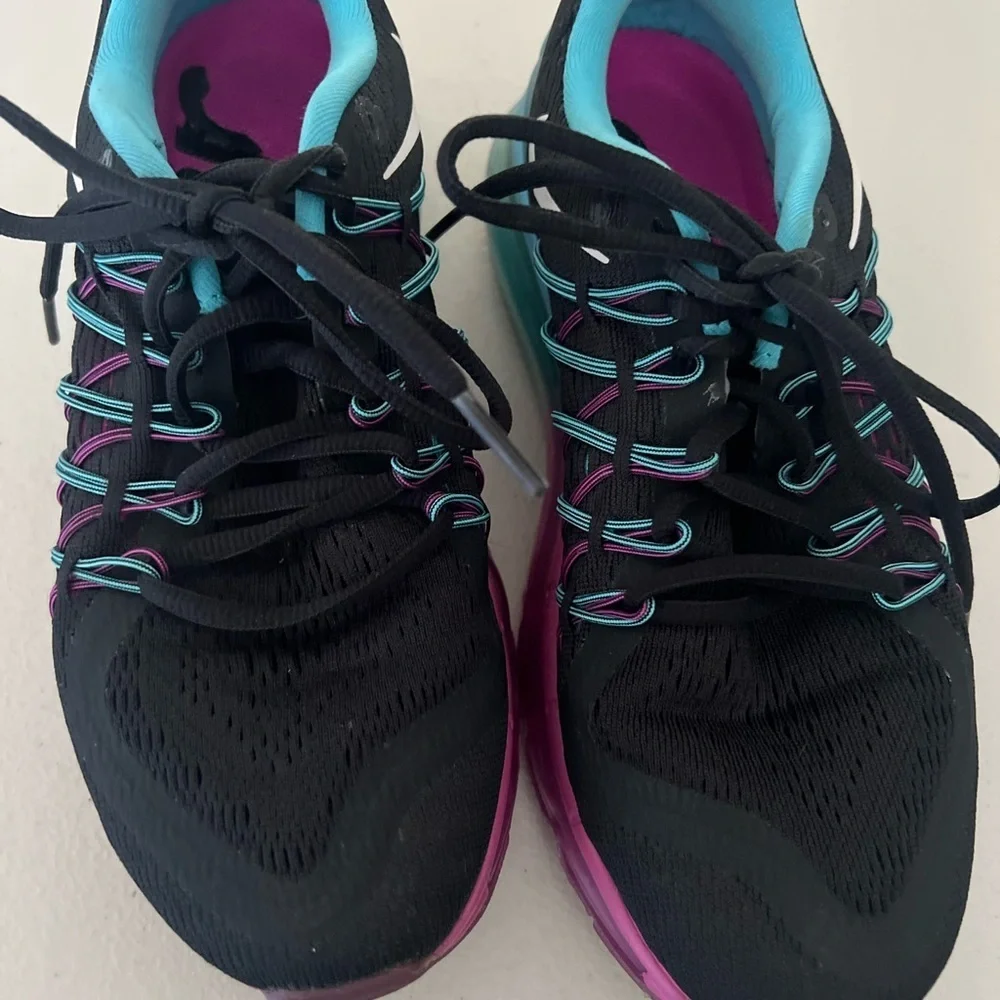 Nike Air Max Black and Pink Athletic Shoes with Breathable Mesh Size 61/2